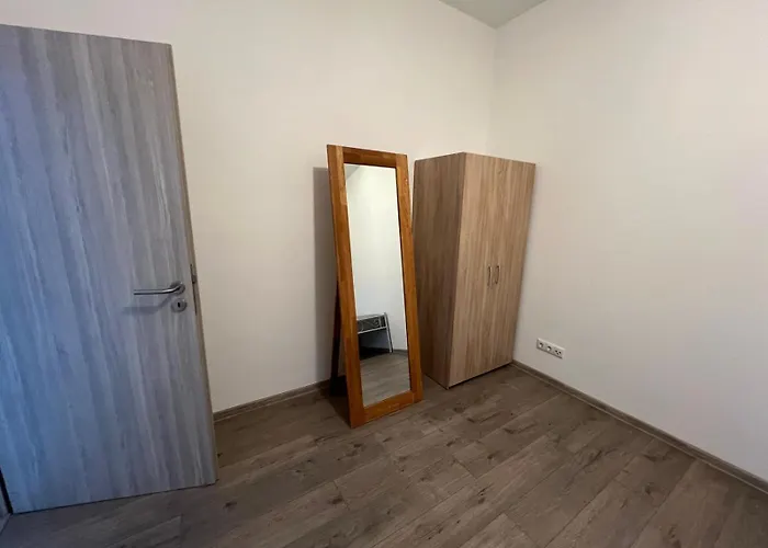 Grosse Moeblierte Zu Vermieten An Der Bab 15 Appartement *