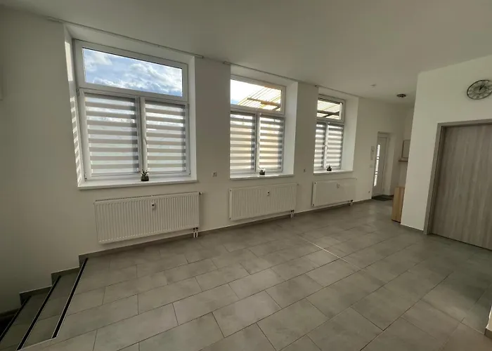 Appartement Grosse Moeblierte Zu Vermieten An Der Bab 15 *